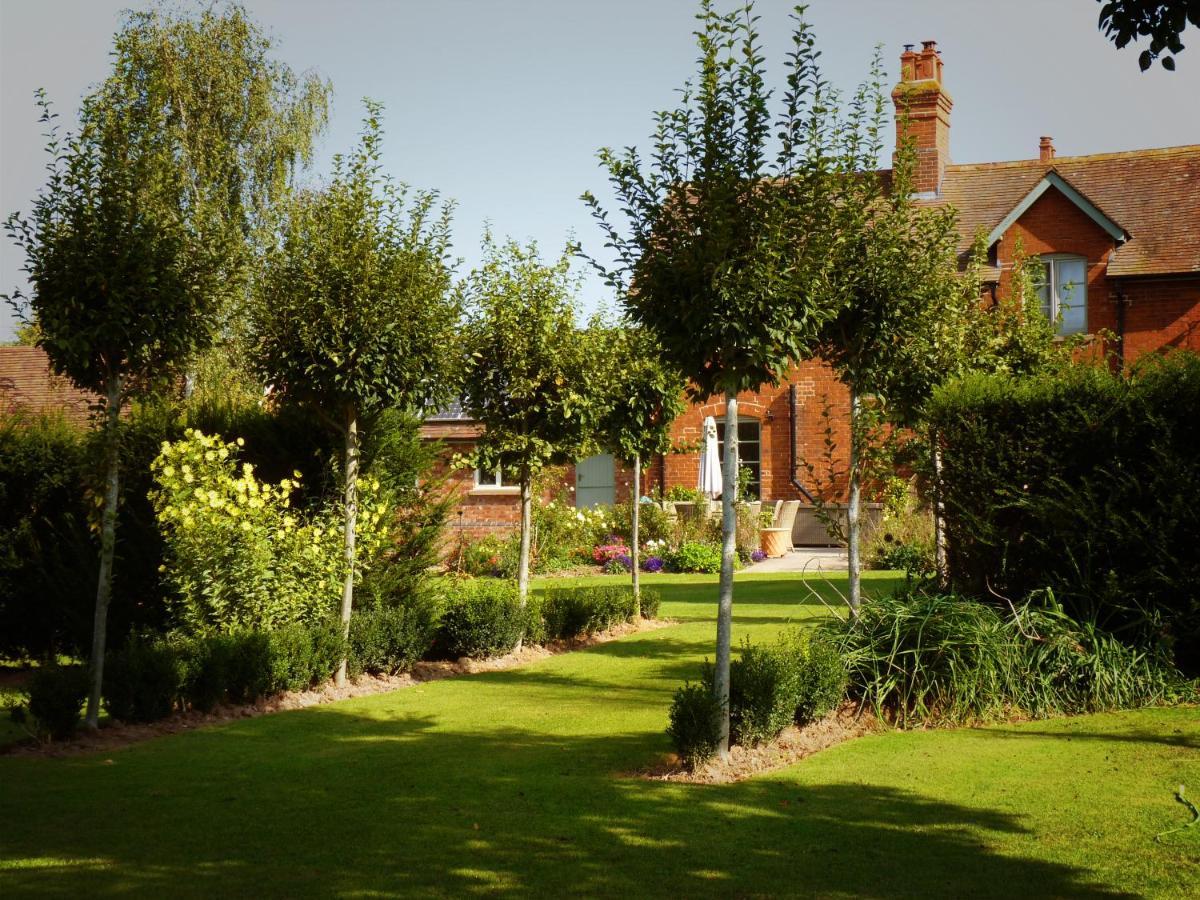 Walwyn Court Barns Villa Ledbury Bagian luar foto